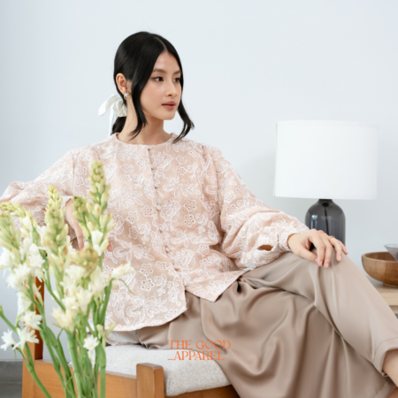 (PO Ready by 17 Feb) Nur Blouse - Lace Pink