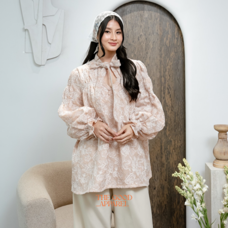 (PO Ready by 17 Feb) Aman Blouse - Lace Pink
